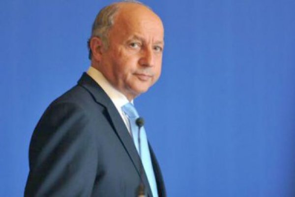 Franţa, dispusă să primească mii de irakieni ameninţaţi de Statul Islamic